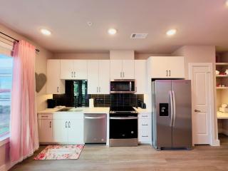 Pink Couture - Austin - 2