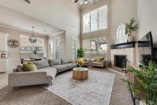 Iron & Ivy 5br5ba Sleeps 12 - Roanoke - 8