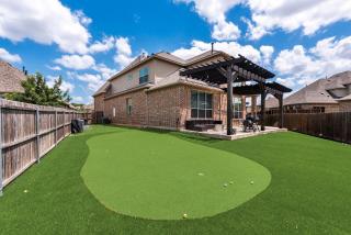 Iron & Ivy 5br5ba Sleeps 12 - Roanoke - 9
