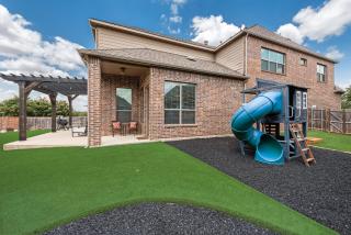 Iron & Ivy 5br5ba Sleeps 12 - Roanoke - 4