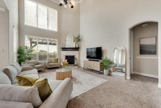 Iron & Ivy 5br5ba Sleeps 12 - Roanoke - 1