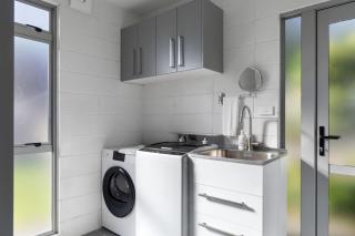 Modern 2BR Home - Gisborne - 6