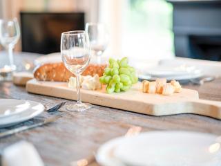 Fantastic spacious farmhouse with new sauna, hottub and bar, cleaning included - Noordbergum - 7