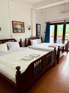 Domon Riverside Hotel - Vang Vieng - 1