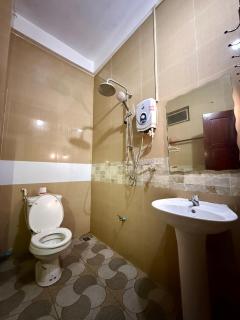 Domon Riverside Hotel - Vang Vieng - 3