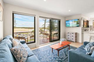 Island View Unit 3 Bulcock Beach QLD - Caloundra - 5