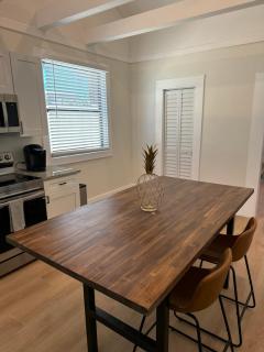 Mid-Century 1bd House - Beach Gear - 5min Walk to Beach - Clearwater Beach - 2