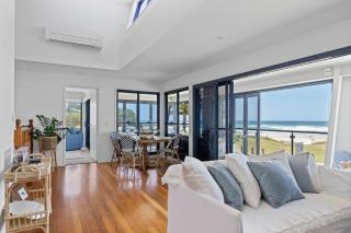 Pacific House - 8