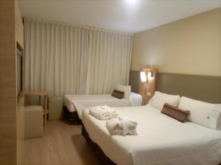 Intersur Colon Hotel - 1