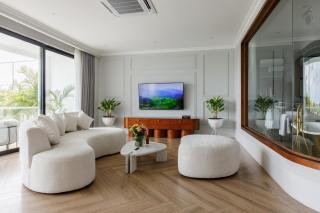 Mayfair Place - 4