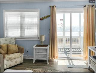 Seaside Escape at Windsong-Sleeps5-Oceanfront-Private Balcony-Full Kitchen-Views - Myrtle Beach - 7