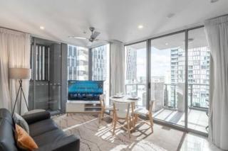 City Chic Living 1B1B Apt Shared Pool BBQ GYM - Brisbane - 6