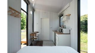 Tsinghua 2 Tiny Home by Tiny Away - 3