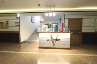 Valentine Hotel Angeles City - Angeles - 2