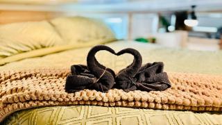 Couple’s retreat in Tiny Home w soaking tub/beach - 8