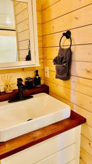 Couple’s retreat in Tiny Home w soaking tub/beach - Upper Lake - 4