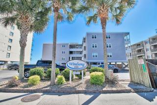 Seaside Escape at Windsong-Sleeps5-Oceanfront-Private Balcony-Full Kitchen-Views - Myrtle Beach - 9