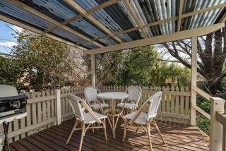 Elm Tree Cottage - Cosy Home Close to Cook Park - Orange - 7