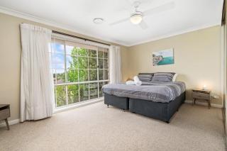 Large Kelso Family Home - Flexible Bedding - 4
