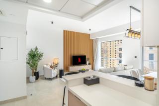 High-floor 1br New Design Steps To Jbr Beach - 2