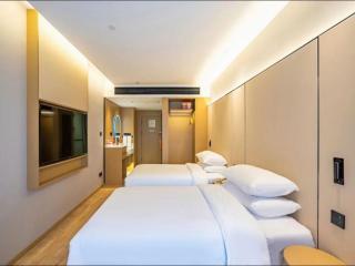 Vienna Classic Hotel Kunming Dianchi International Convention and Exhibition Center Vanke Feicui Riverside Branch - Kunming - 4
