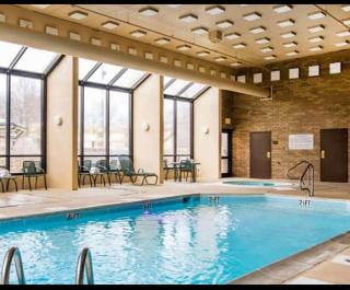 AmericInn by Wyndham Memphis East - 6