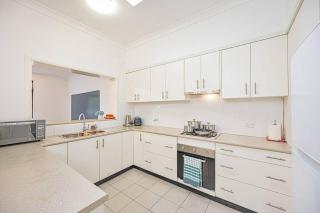 Charming 3BR Cottage with Spacious yard in North Sydney - Sydney - 4