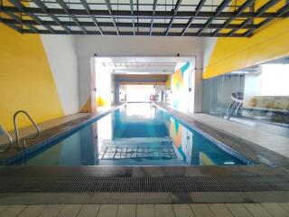 Flat with Balcony in Quezon City - Manila - 7