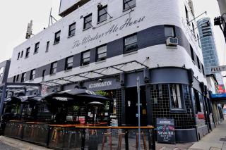 Pint On Punt Backpackers - 0