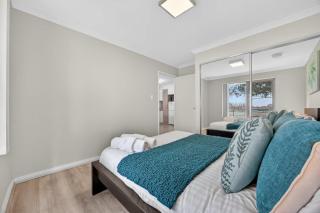 Stylish Corporate Stay with Wi-Fi & Parking - Rockingham - 5
