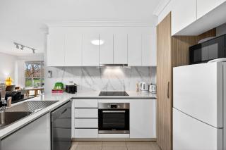 Stylish Corporate Stay with Wi-Fi & Parking - Rockingham - 2