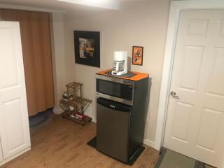 Dolly's Deluxe Suite - Fort Saskatchewan - 9