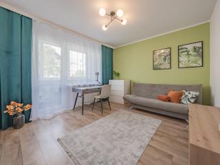 Family Apartment Ideal Place for Remote Working & Holiday by Noclegi Renters - Gdynia - 0