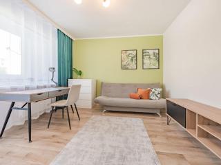 Family Apartment Ideal Place for Remote Working & Holiday by Noclegi Renters - Gdynia - 4