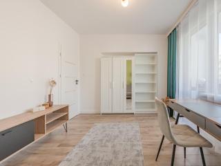 Family Apartment Ideal Place for Remote Working & Holiday by Noclegi Renters - Gdynia - 3