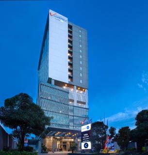 Vasaka Hotel Makassar Managed by Dafam - Pampang - 0