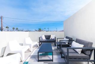 Modern Oceanview Tri-Level Condo Steps From The Beach By Beachview Rentals - Newport Beach - 9