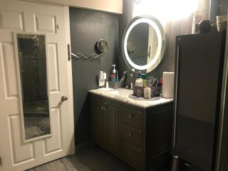 Dolly's Deluxe Suite - Fort Saskatchewan - 2
