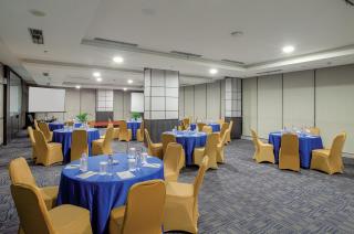 Vasaka Hotel Makassar Managed by Dafam - Pampang - 2