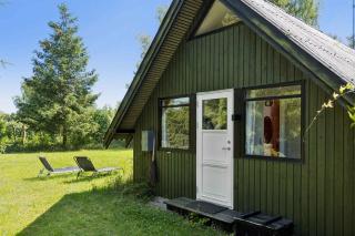 Scenic Cottage Within Walking Distance To Beach - Nakskov - 1