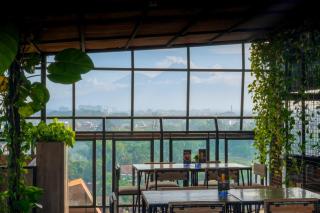 Yellow Star Ambarukmo Hotel - Yogyakarta - 7