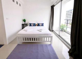 RQ Bangkok Sukhumvit 50 by Collection O - Amphoe Phra Khanong - 1