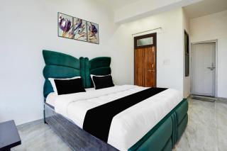 Hotel O J S Palace - Gwalior - 8