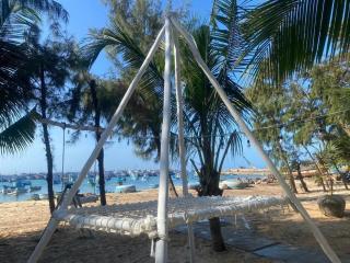 Villa 6 Beds- Phu Quy Island 300m2 with private beach - - 1