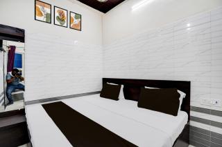 Hotel O Krishna Janam Bhoomi Formerly Ashirwad Palace - Mathura - 1