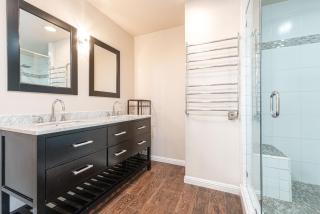 Spacious 4Br Retreat W- Rooftop Deck One Block From Beach By Beachview Rentals - Newport Beach - 4