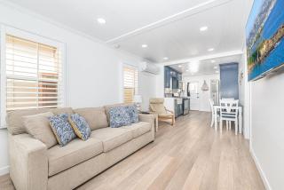 Updated 2Br Vintage Cottage In Central Location Near Beach By Beachview Rentals - 9