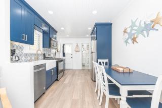 Updated 2Br Vintage Cottage In Central Location Near Beach By Beachview Rentals - Newport Beach - 7