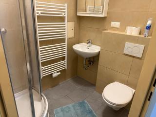 Peaceful 2BR Apartment 15-Min to Ottakring Station - Vienne - 1