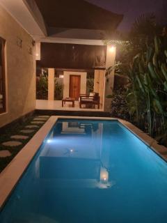 Umah Dewi Private Villa - 3